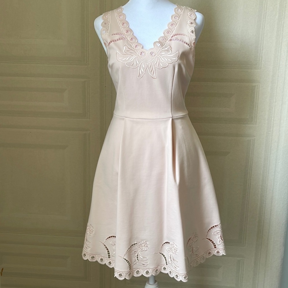 Ted Baker Dress Size: 1